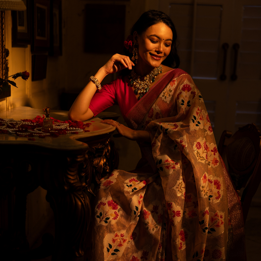 A classic, elegant weave for the weddings. Hand woven  in precious gold & silver .