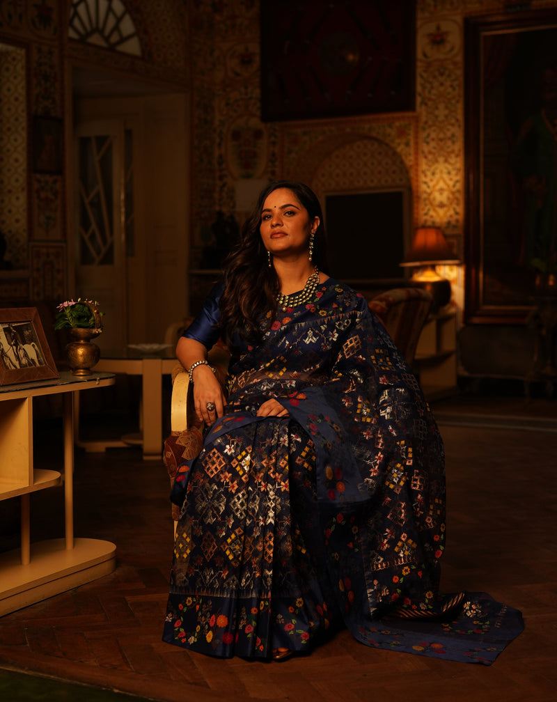 Neelam patola Zari